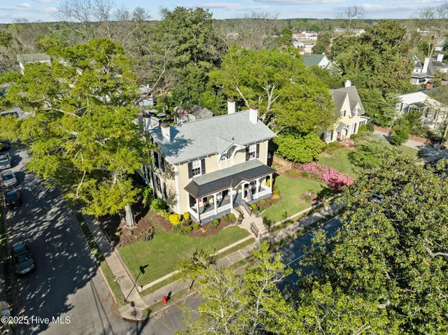 $849,000 | 626 West Main Street, Washington, NC 27889