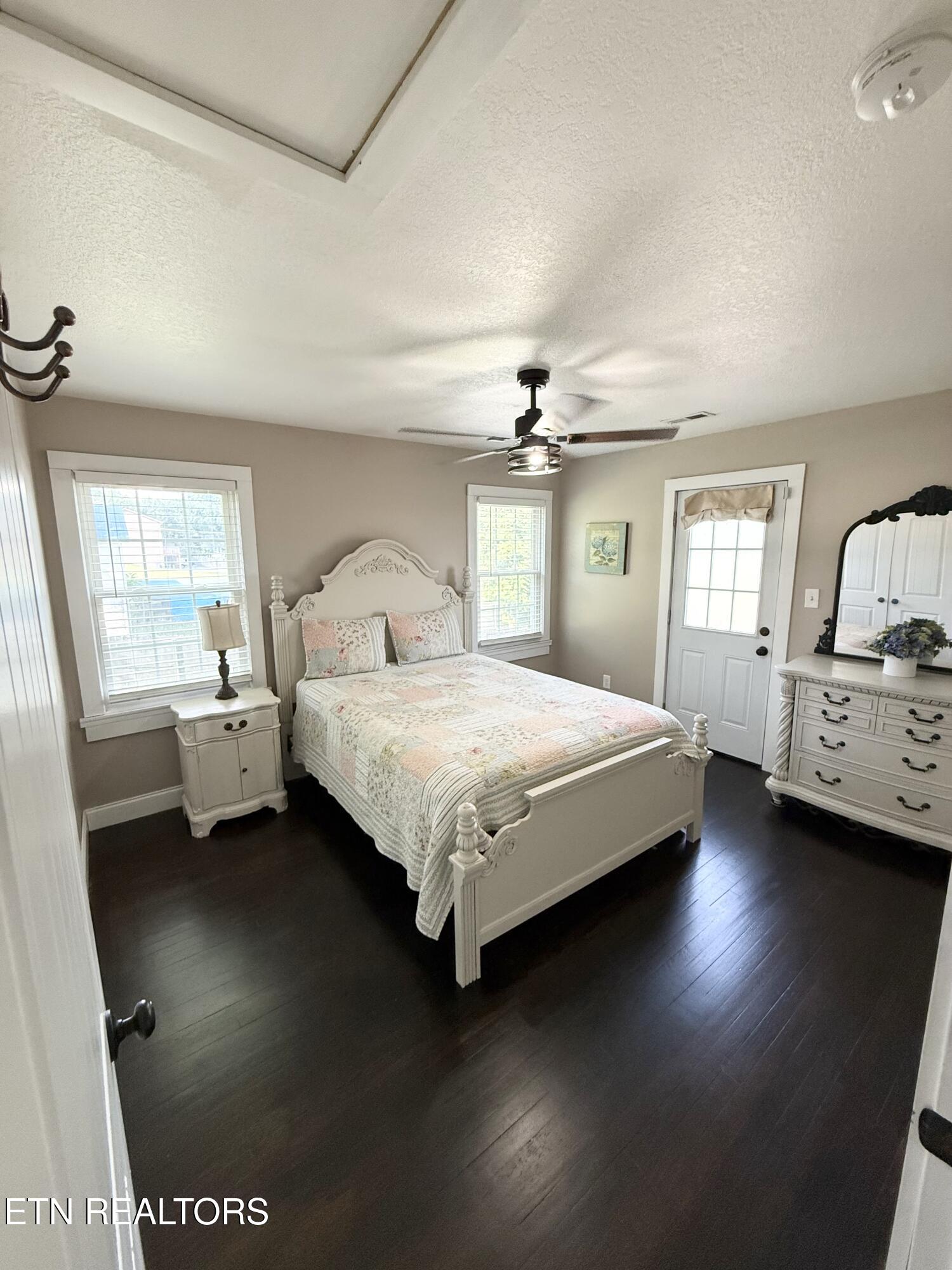 925 Medaris Street Clinton, TN 37716 - Photo 50 of 52 IMG_3860