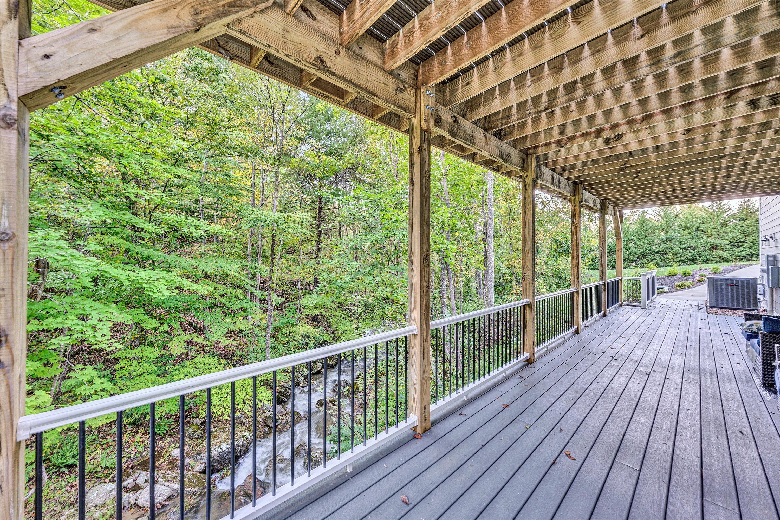6932 Poage Valley Rd Extension Roanoke, VA 24018 - Photo 48 of 66 50-100220240156
