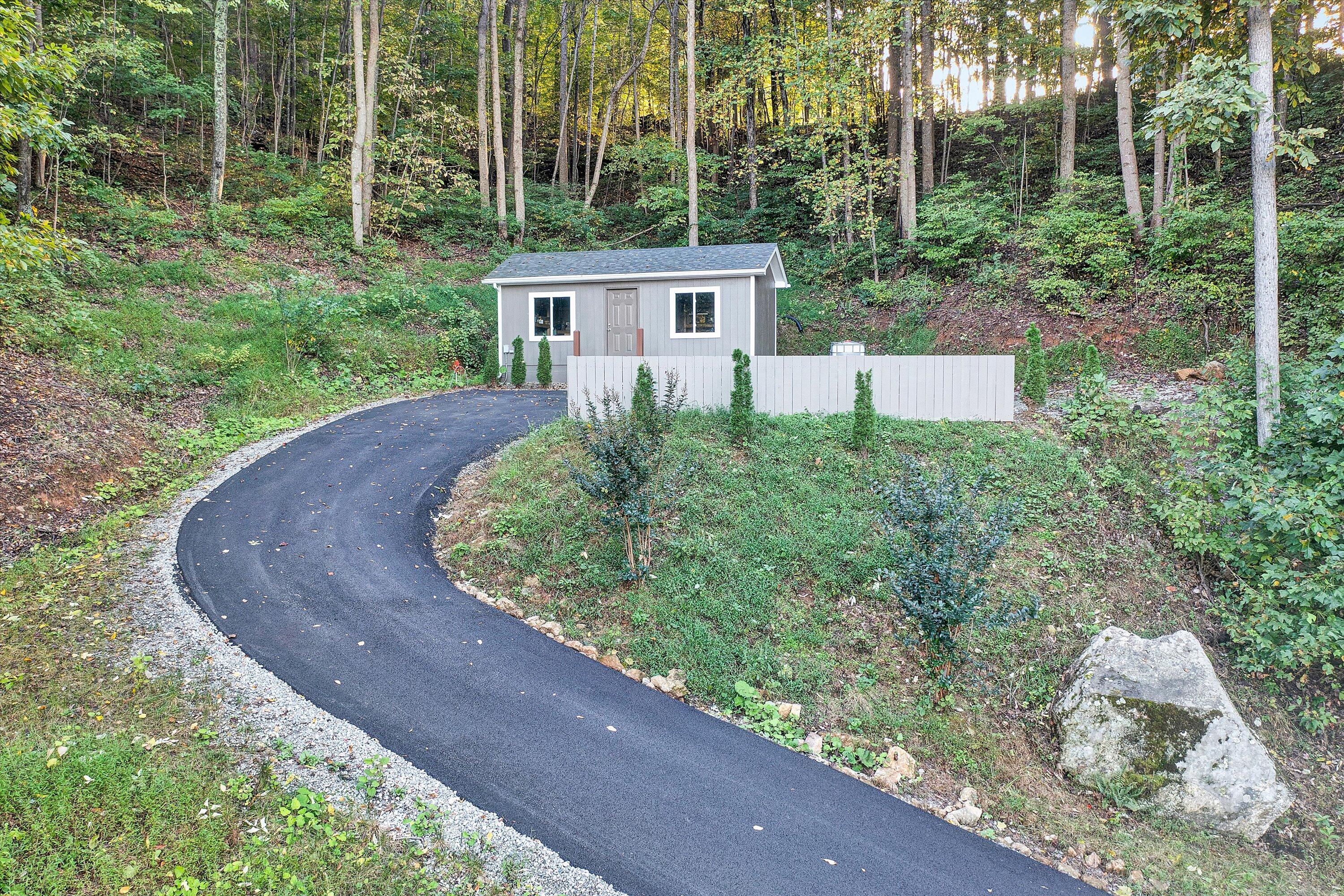 6932 Poage Valley Rd Extension Roanoke, VA 24018 - Photo 57 of 66 61-100220240174