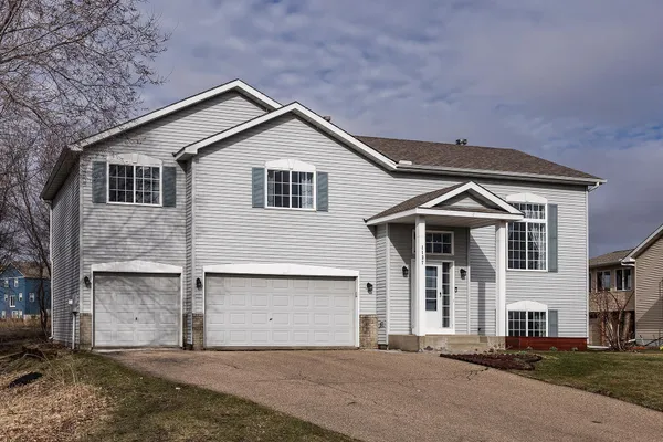 $365,000 | 1137 Kinder Drive, Waconia, MN 55387