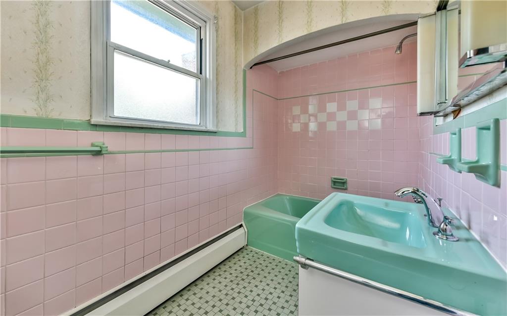 355 Gross Street Pittsburgh, PA 15224 - Photo 11 of 25