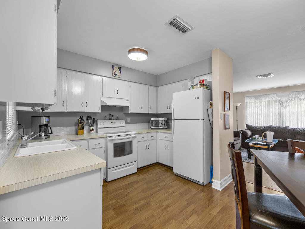 7304 Arthurs Road Fort Pierce, FL 34951 - Photo 11 of 28 5N7A4076