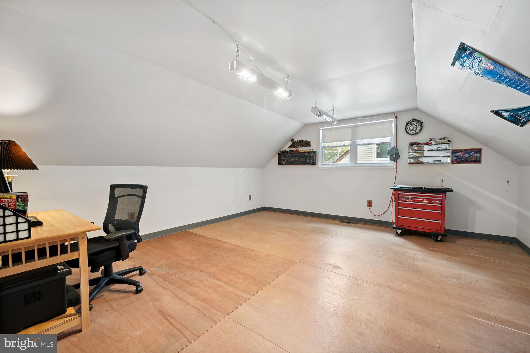 217 Johnson Road Blackwood, NJ 08012 - Photo 24 of 26 3rd bedroom