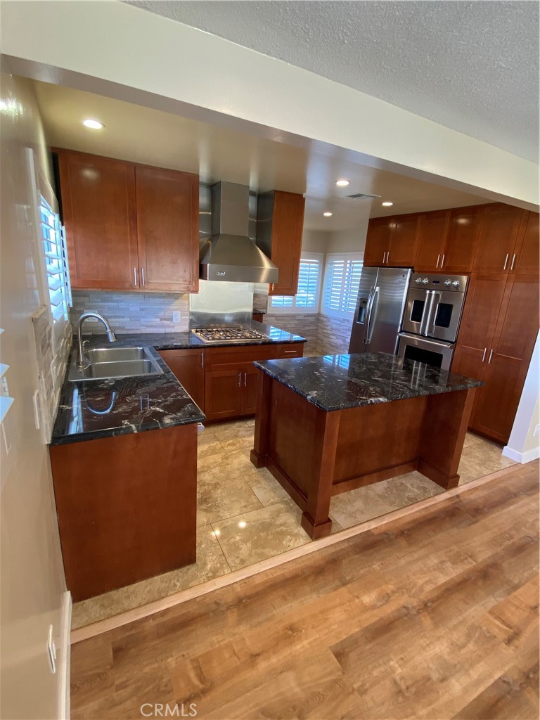 9813 Rhea Avenue Northridge, CA 91324 - Photo 11 of 21