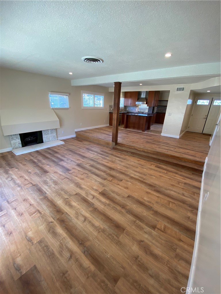 9813 Rhea Avenue Northridge, CA 91324 - Photo 12 of 21