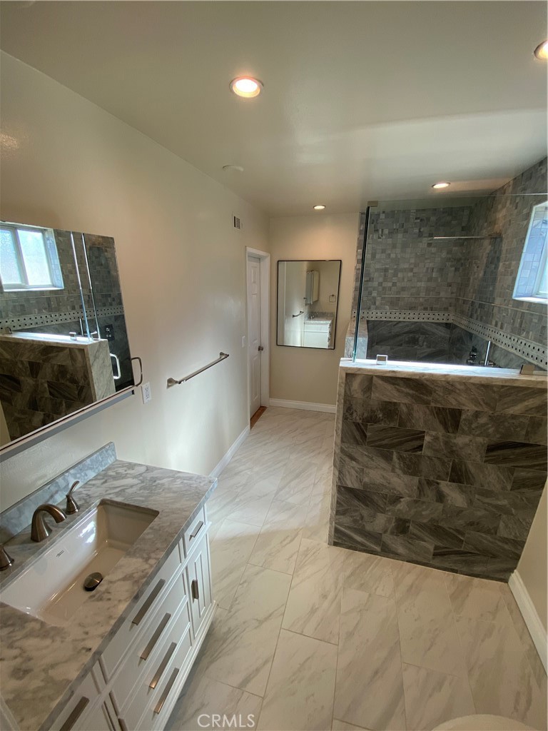 9813 Rhea Avenue Northridge, CA 91324 - Photo 19 of 21