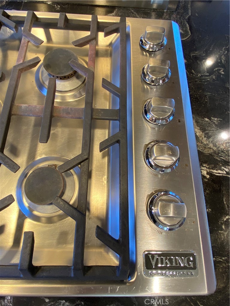 9813 Rhea Avenue Northridge, CA 91324 - Photo 6 of 21