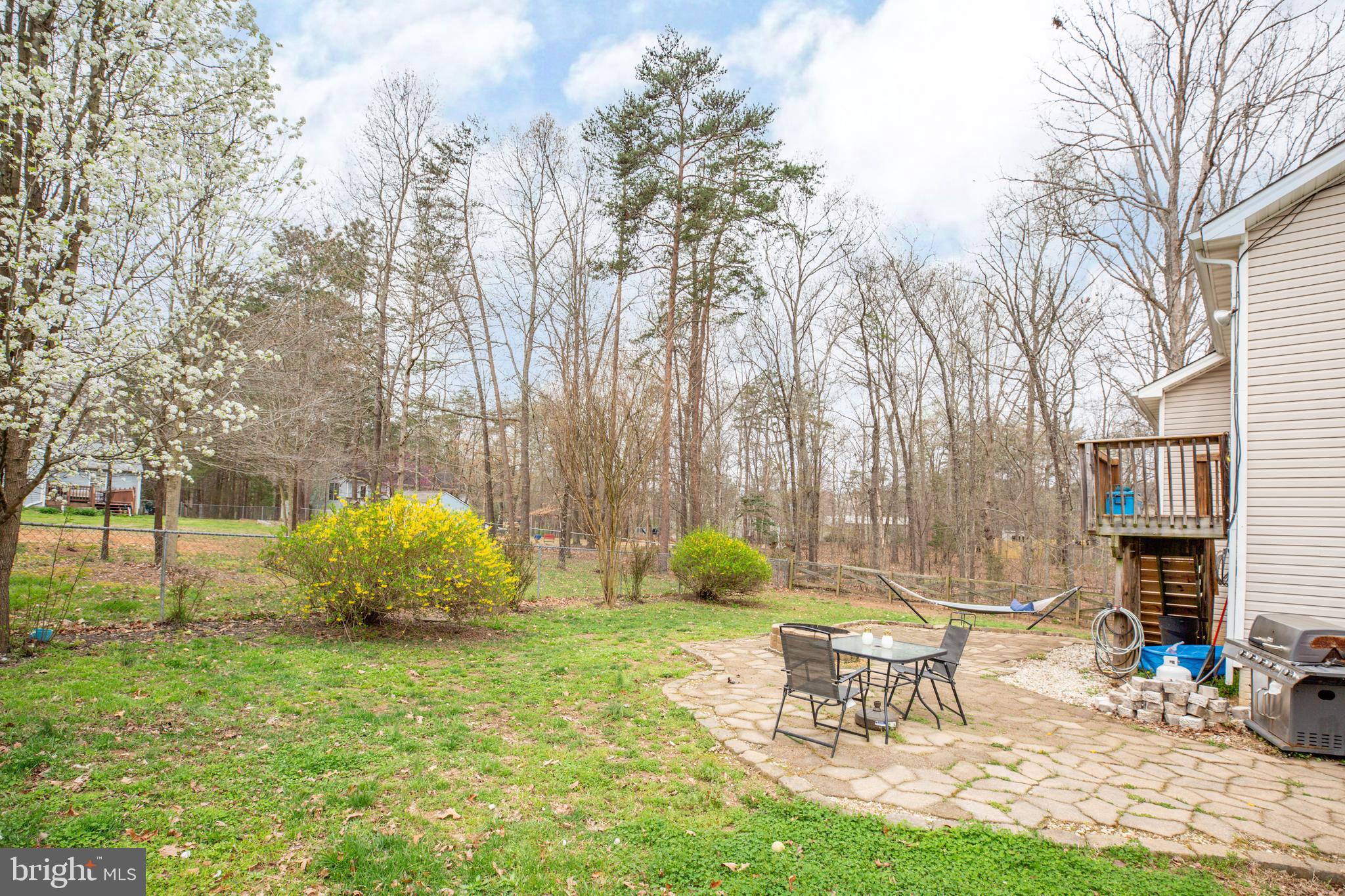 1097 Branch Road Ruther Glen, VA 22546 - Photo 22 of 30 Plenty of space for entertaining
