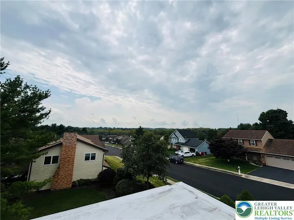 $525,000 | 3127 South 4th Avenue, Whitehall, PA 18052