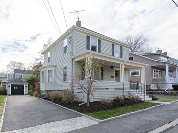 17 Larchmont Road Salem, MA 01970 - Photo 1 of 29 Gallery Image 1
