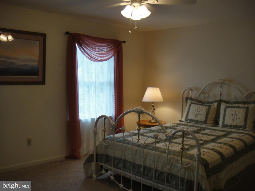 422 Groffdale Road Quarryville, PA 17566 - Photo 5 of 11 Gallery Image 5