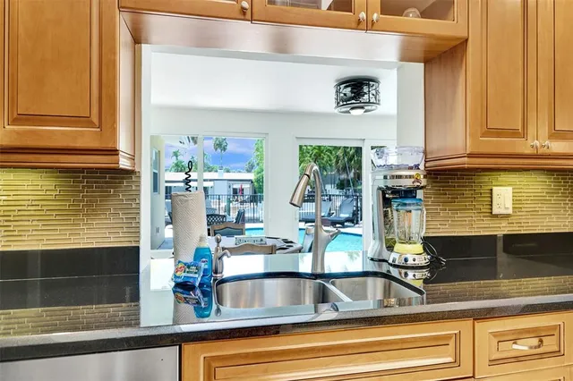 $8,500 | 2051 Coral Reef Drive, Lauderdale-by-the-Sea, FL 33062