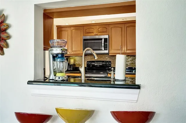 $8,500 | 2051 Coral Reef Drive, Lauderdale-by-the-Sea, FL 33062