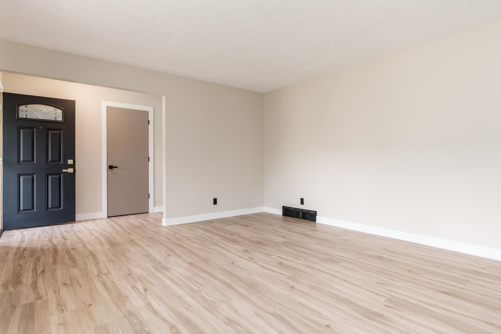 7329 Cornflower Road Cherry Valley, IL 61016 - Photo 13 of 47