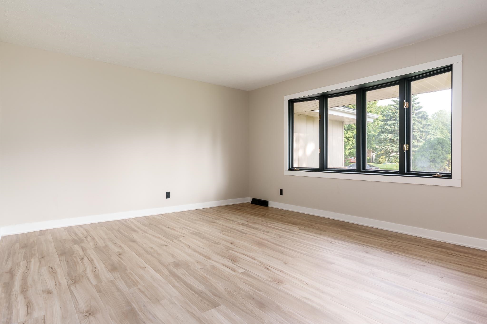 7329 Cornflower Road Cherry Valley, IL 61016 - Photo 15 of 47