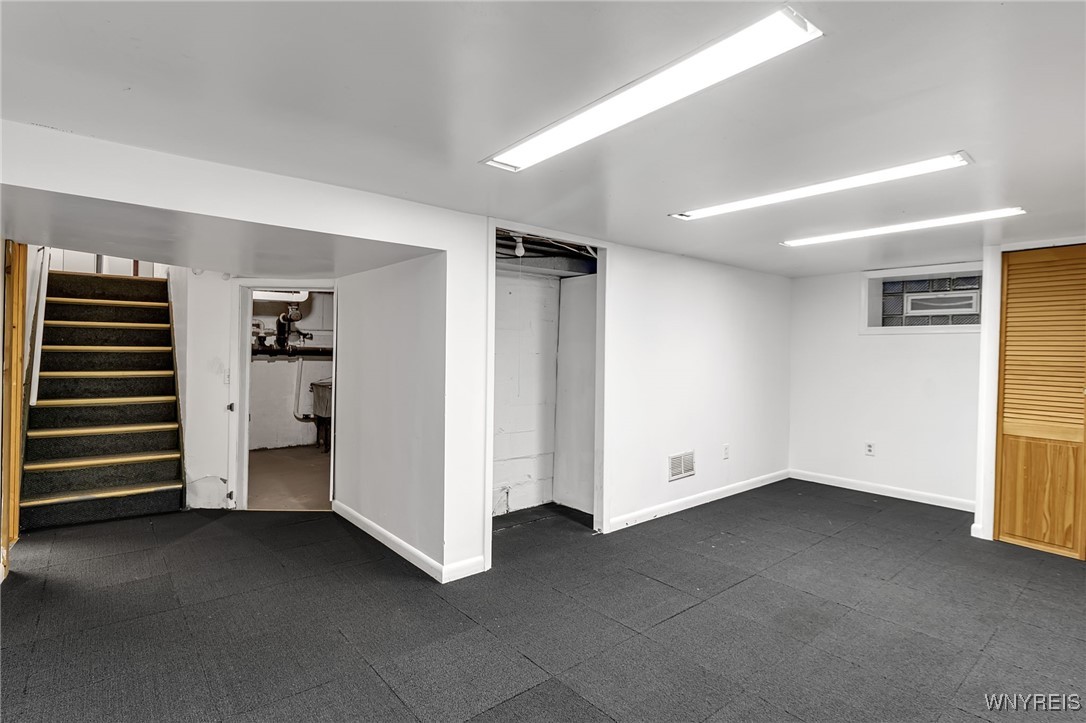 334 South Forest Road Amherst, NY 14221 - Photo 23 of 44 Single family - basement