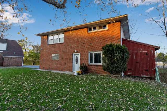 $499,900 | 334 South Forest Road, Amherst, NY 14221