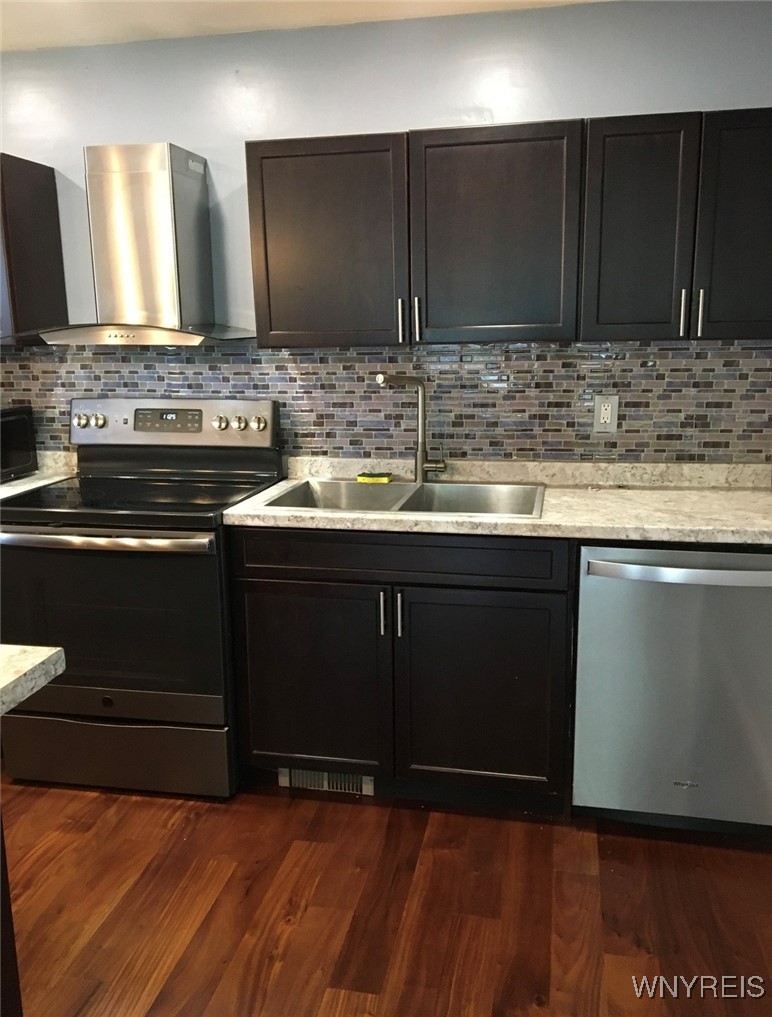 334 South Forest Road Amherst, NY 14221 - Photo 39 of 44 Client photo - upper unit kitchen