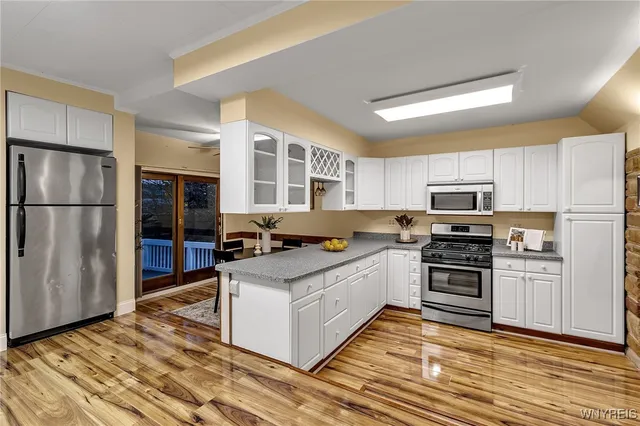 $499,900 | 334 South Forest Road, Amherst, NY 14221