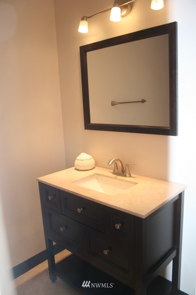 8517 242nd Street Southwest, Unit 505 Edmonds, WA 98026 - Photo 11 of 13