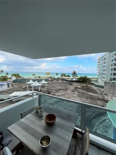 $3,950 | 5161 Collins Avenue, Unit 516, Miami Beach, FL 33140