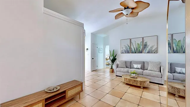 $2,600 | 11805 West Fisherman Lane, Homosassa, FL 34448