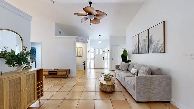 $2,600 | 11805 West Fisherman Lane, Homosassa, FL 34448