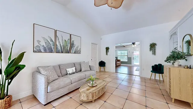 $2,600 | 11805 West Fisherman Lane, Homosassa, FL 34448