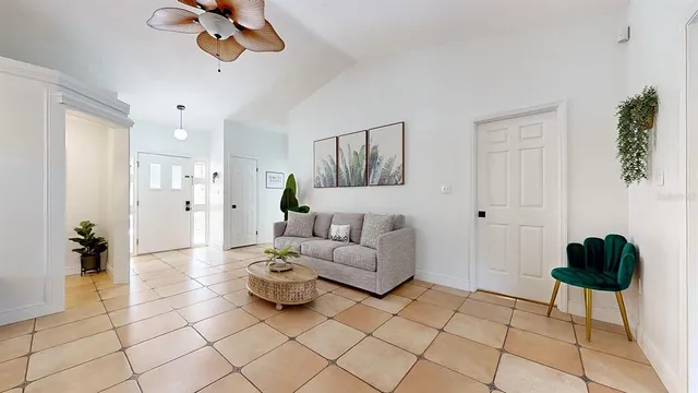 $2,600 | 11805 West Fisherman Lane, Homosassa, FL 34448