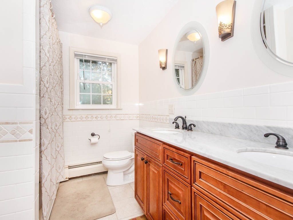 277 Border Road Concord, MA 01742 - Photo 19 of 28 Gallery Image 19