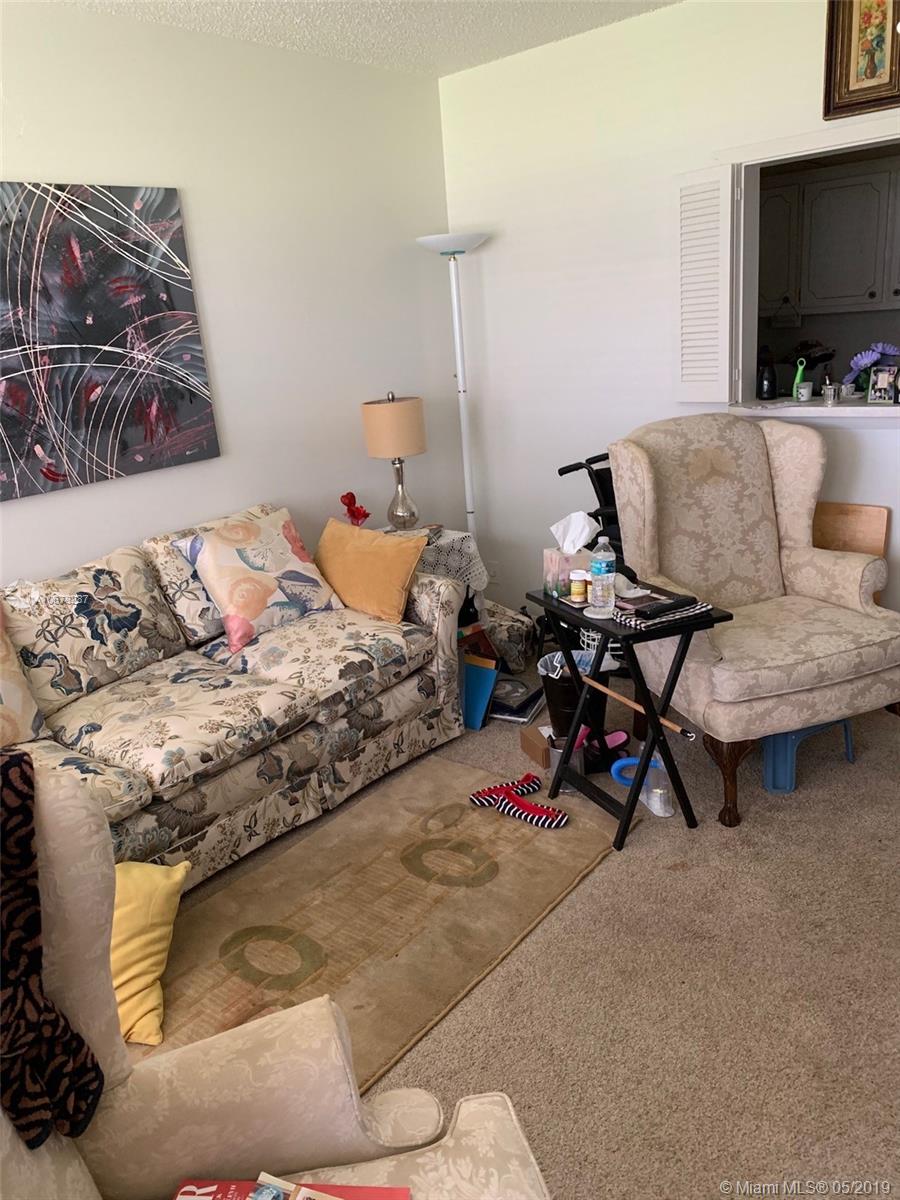400 Mansfield I, Unit 400 Boca Raton, FL 33434 - Photo 3 of 11