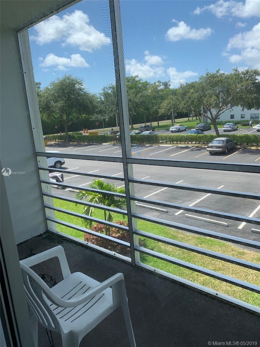 400 Mansfield I, Unit 400 Boca Raton, FL 33434 - Photo 8 of 11