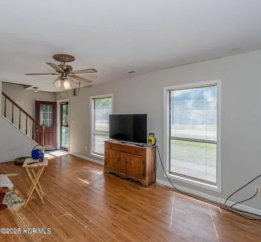 $218,000 | 105 Woodside Court, Jacksonville, NC 28546