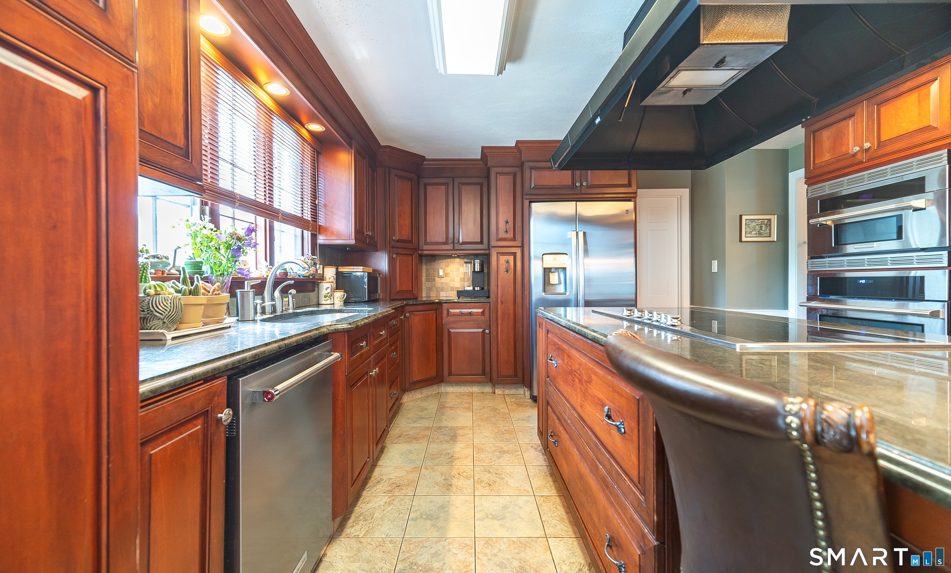798 Wells Road Wethersfield, CT 06109 - Photo 10 of 39
