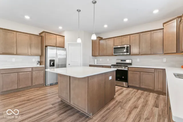 $519,000 | 6400 Flag, Whitestown, IN 46075