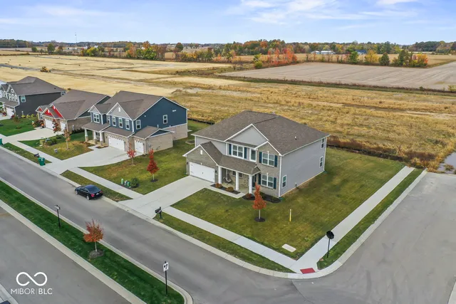 $519,000 | 6400 Flag, Whitestown, IN 46075