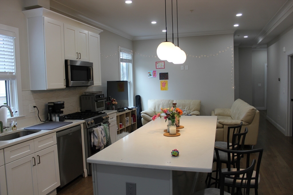 153 Foster Street, Unit 1 Boston, MA 02135 - Photo 2 of 8