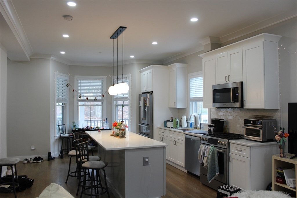 153 Foster Street, Unit 1 Boston, MA 02135 - Photo 3 of 8