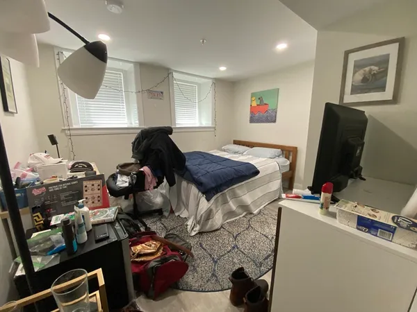 $8,000 | 153 Foster Street, Unit 1, Boston, MA 02135