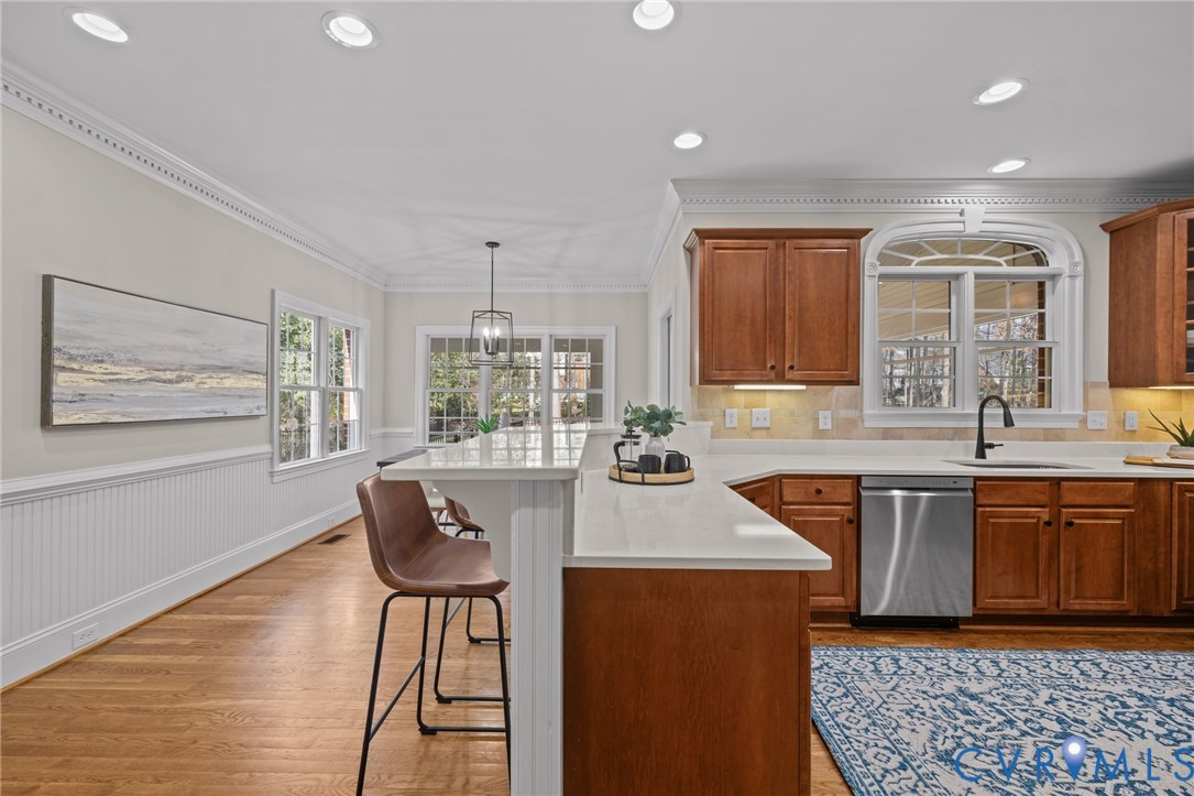 4612 Chippoke Road Chester, VA 23831 - Photo 26 of 80 Bar in Kitchen