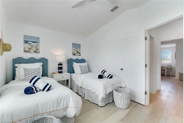 $12,000 | 8345 Excalibur Circle, Unit M4, Naples, FL 34108