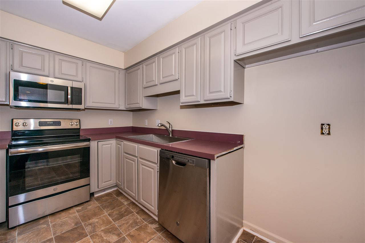 508 Caprice Court Raleigh, NC 27606 - Photo 5 of 16 Photo 5