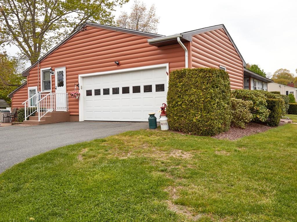 115 Brookside Road Somerset, MA 02726 - Photo 1 of 37 Gallery Image 1