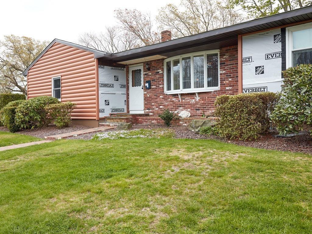 115 Brookside Road Somerset, MA 02726 - Photo 5 of 37 Gallery Image 5