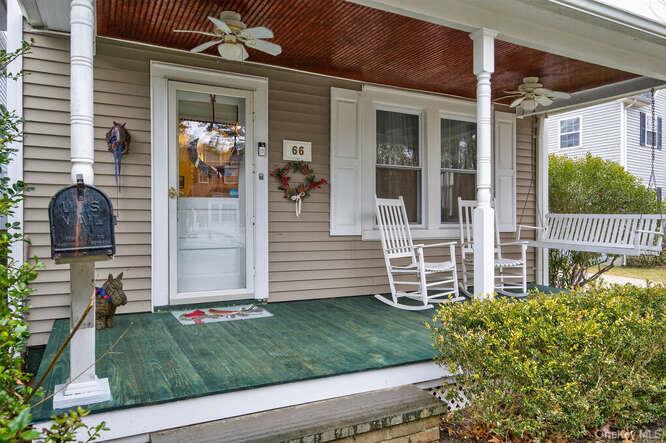 66 Cocks Lane Locust Valley, NY 11560 - Photo 2 of 23 Welcoming front porch
