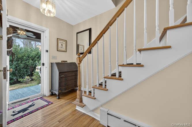 66 Cocks Lane Locust Valley, NY 11560 - Photo 4 of 23
