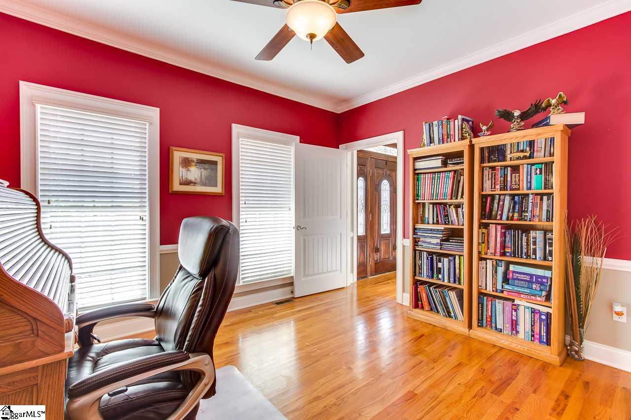 324 McKittrick Bridge Road Fountain Inn, SC 29644 - Photo 15 of 33
