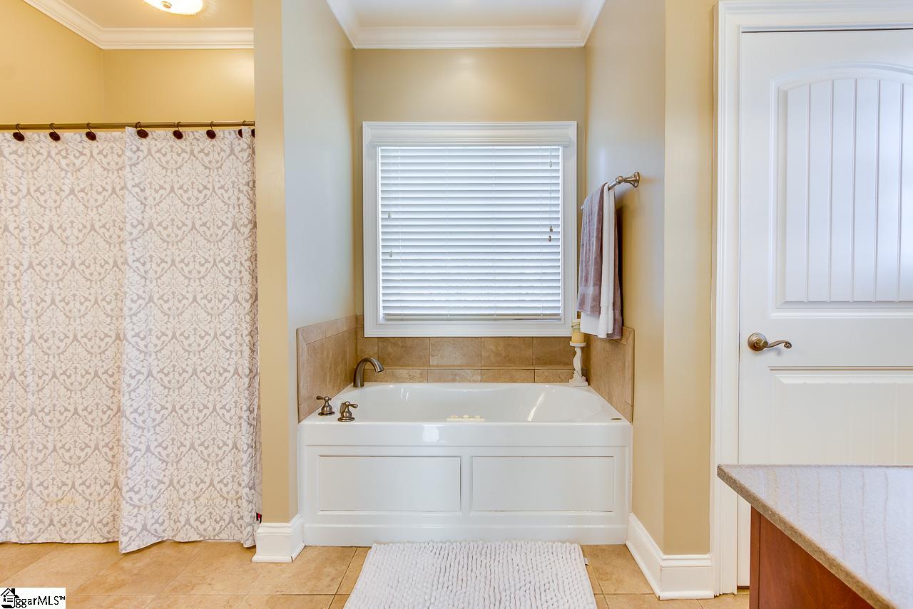 324 McKittrick Bridge Road Fountain Inn, SC 29644 - Photo 17 of 33