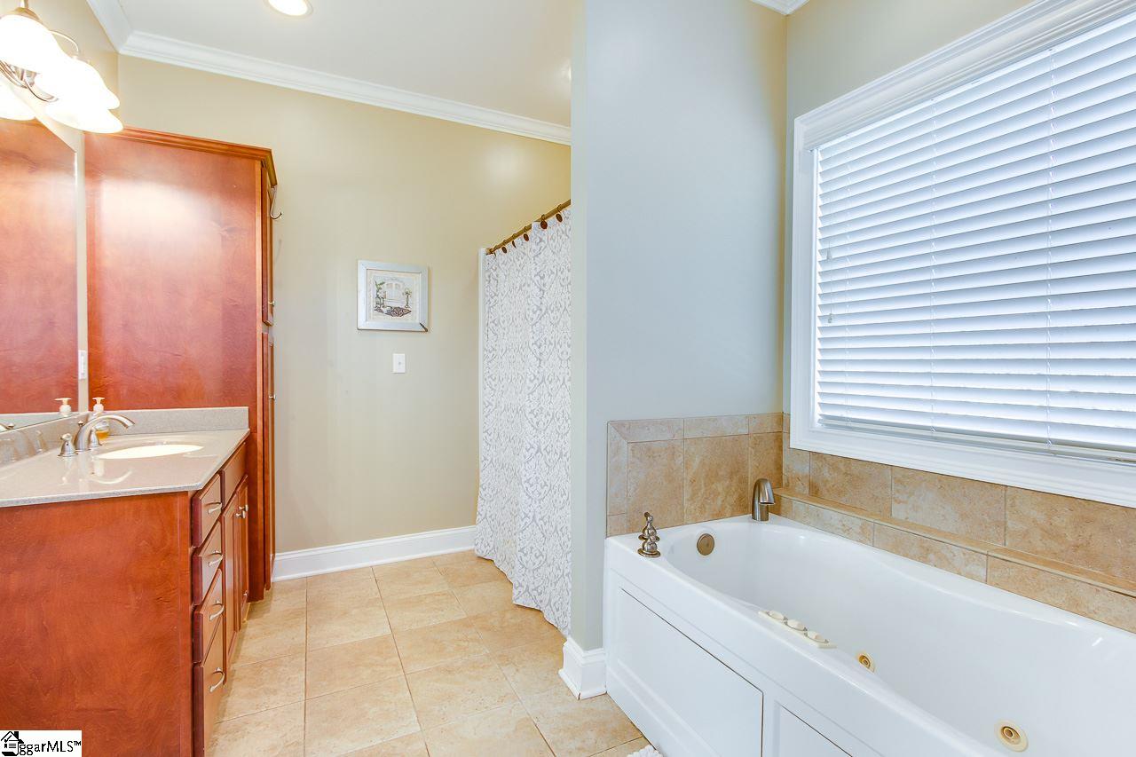 324 McKittrick Bridge Road Fountain Inn, SC 29644 - Photo 19 of 33